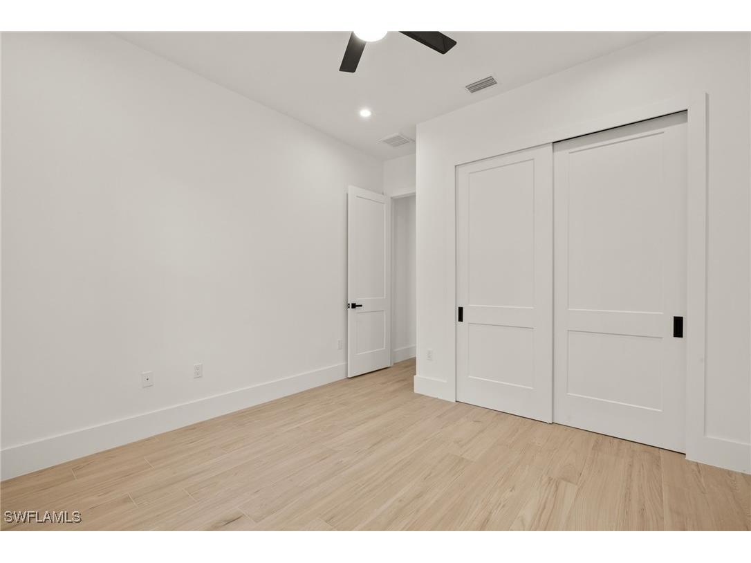 1587 Golden Gate Boulevard W Naples FL 34120 224046424 image30