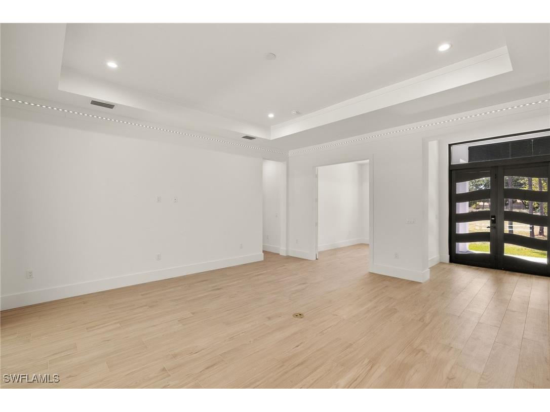 1587 Golden Gate Boulevard W Naples FL 34120 224046424 image7