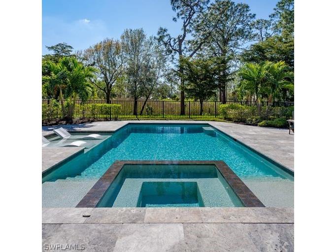 1588 Mockingbird Drive Naples FL 34120 223007689 image1