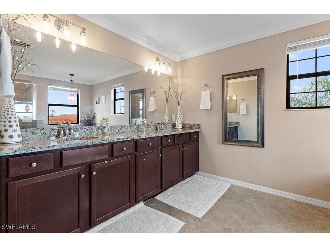 1588 Santiago Circle Naples FL 34113 225055103 image22