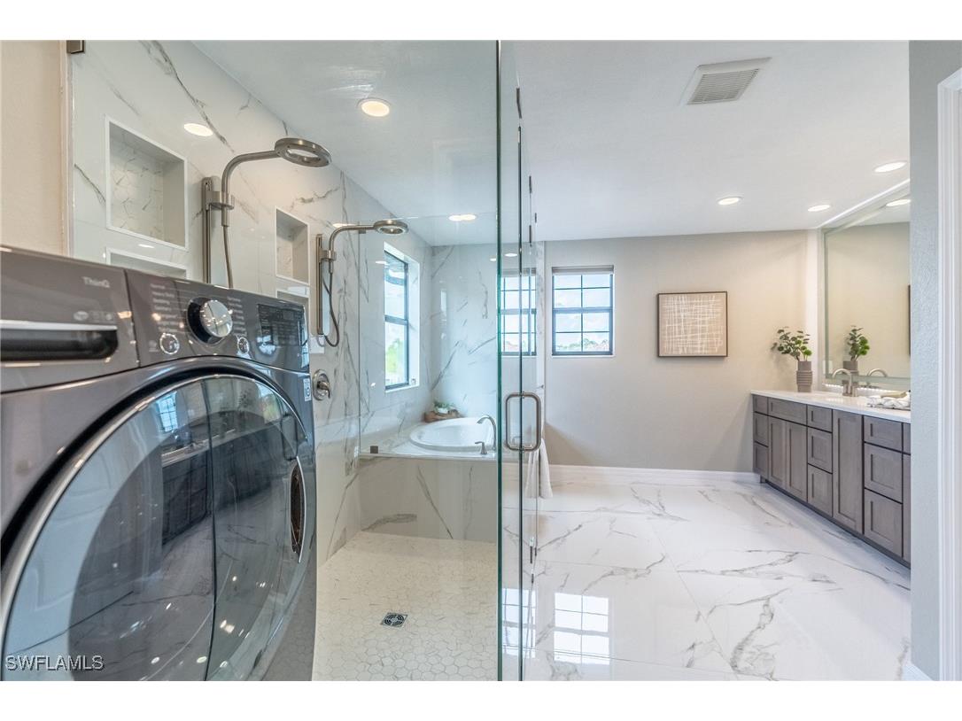 1588 Vizcaya Lane Naples FL 34113 225062687 image29