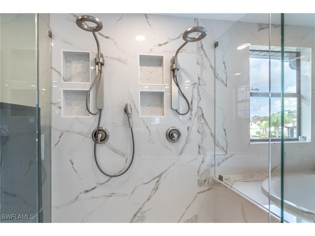 1588 Vizcaya Lane Naples FL 34113 225062687 image30