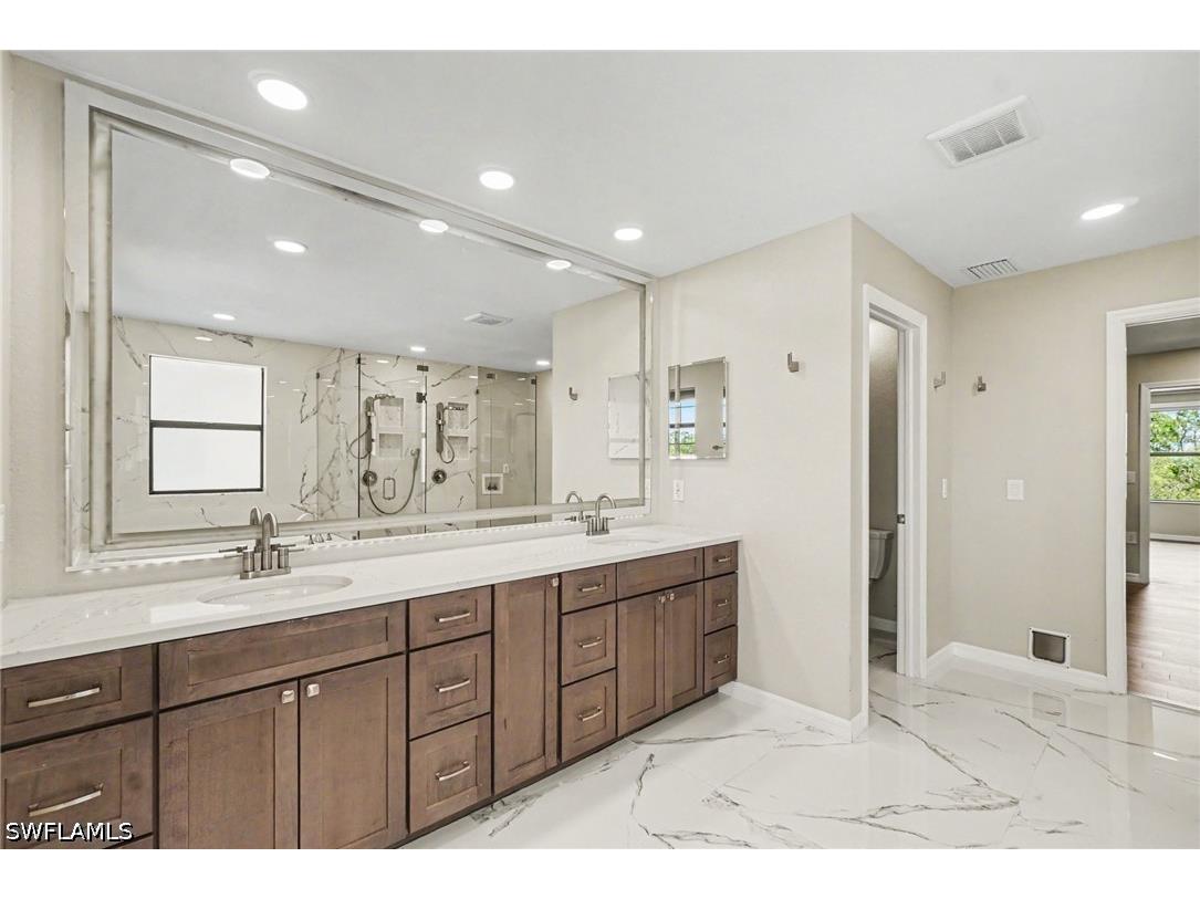 1588 Vizcaya Lane Naples FL 34113 226019118 image43