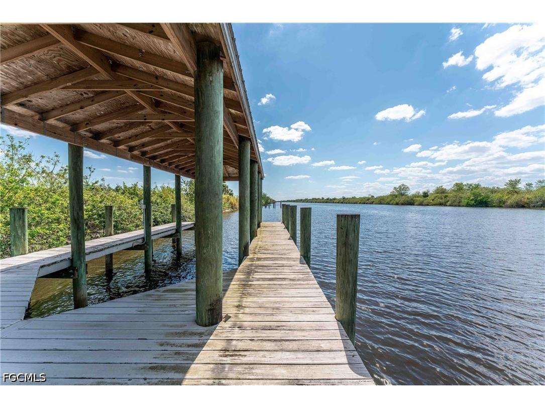 1589 Frontier Circle Labelle FL 33935 2026020550 image5