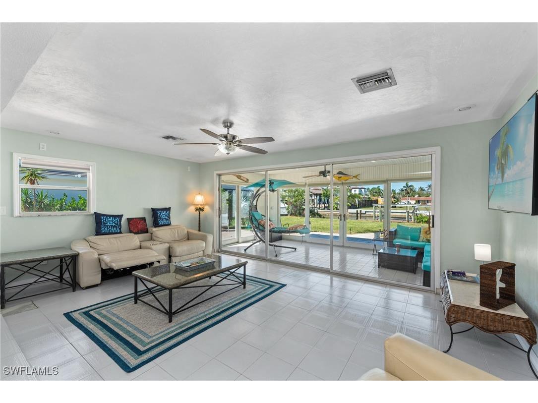 1589 Osprey Avenue Naples FL 34102 225021541 image4