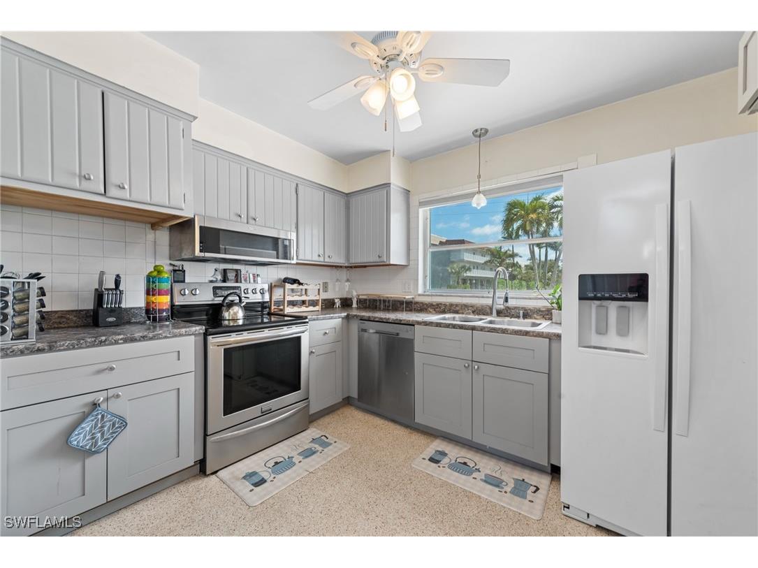 1589 Osprey Avenue Naples FL 34102 225021541 image6