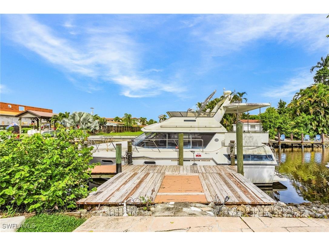 1589 Osprey Avenue Naples FL 34102 225072824 image25