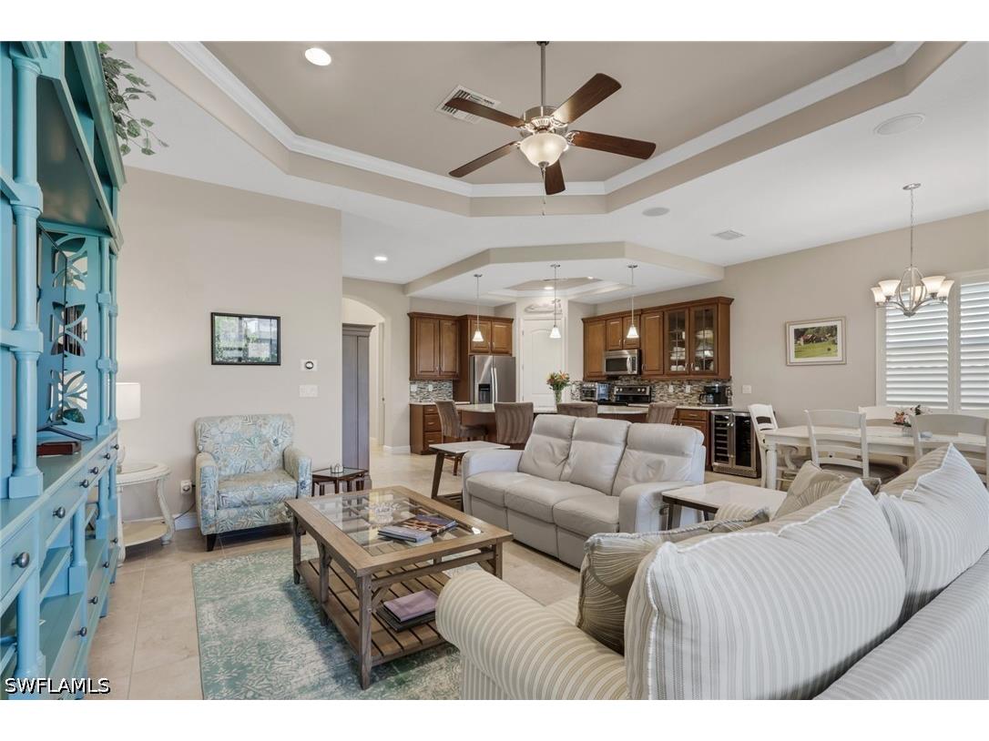 1589 Serrano Circle Naples FL 34105 226013233 image10
