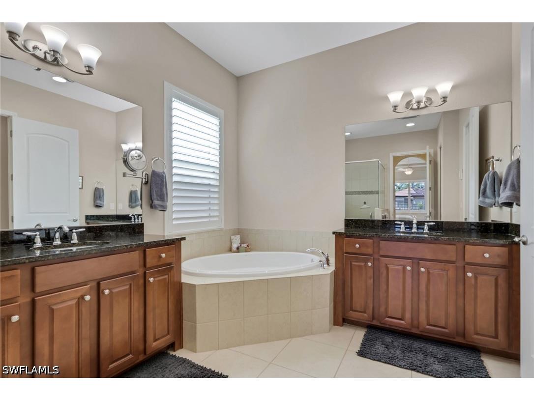 1589 Serrano Circle Naples FL 34105 226013233 image16