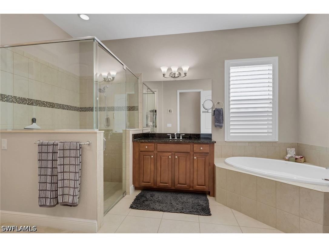 1589 Serrano Circle Naples FL 34105 226013233 image17