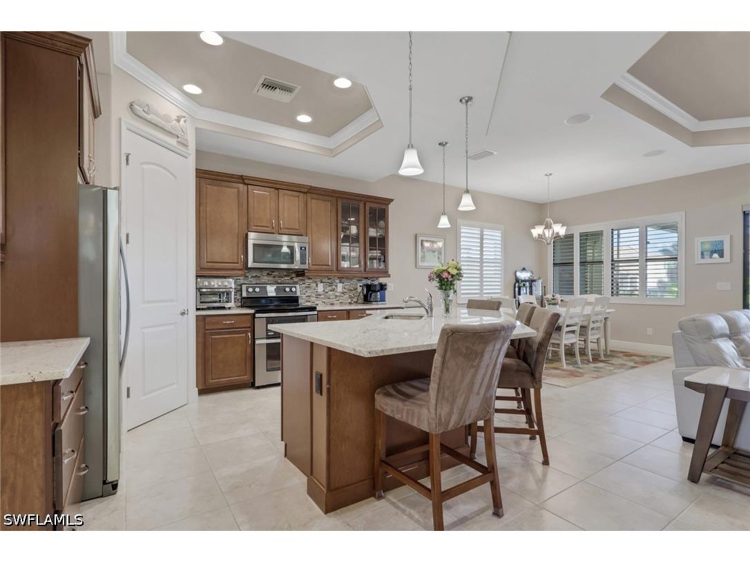 1589 Serrano Circle Naples FL 34105 226013233 image4