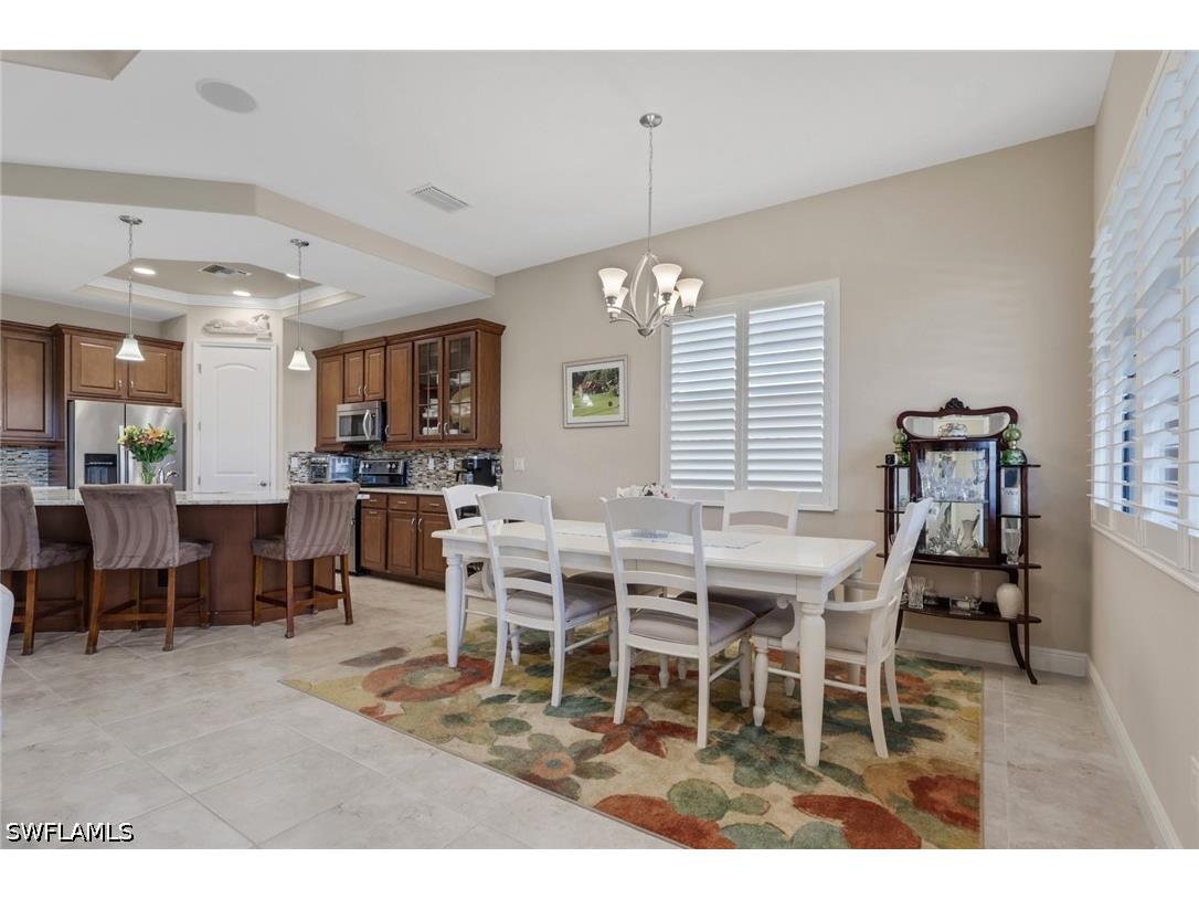 1589 Serrano Circle Naples FL 34105 226013233 image8