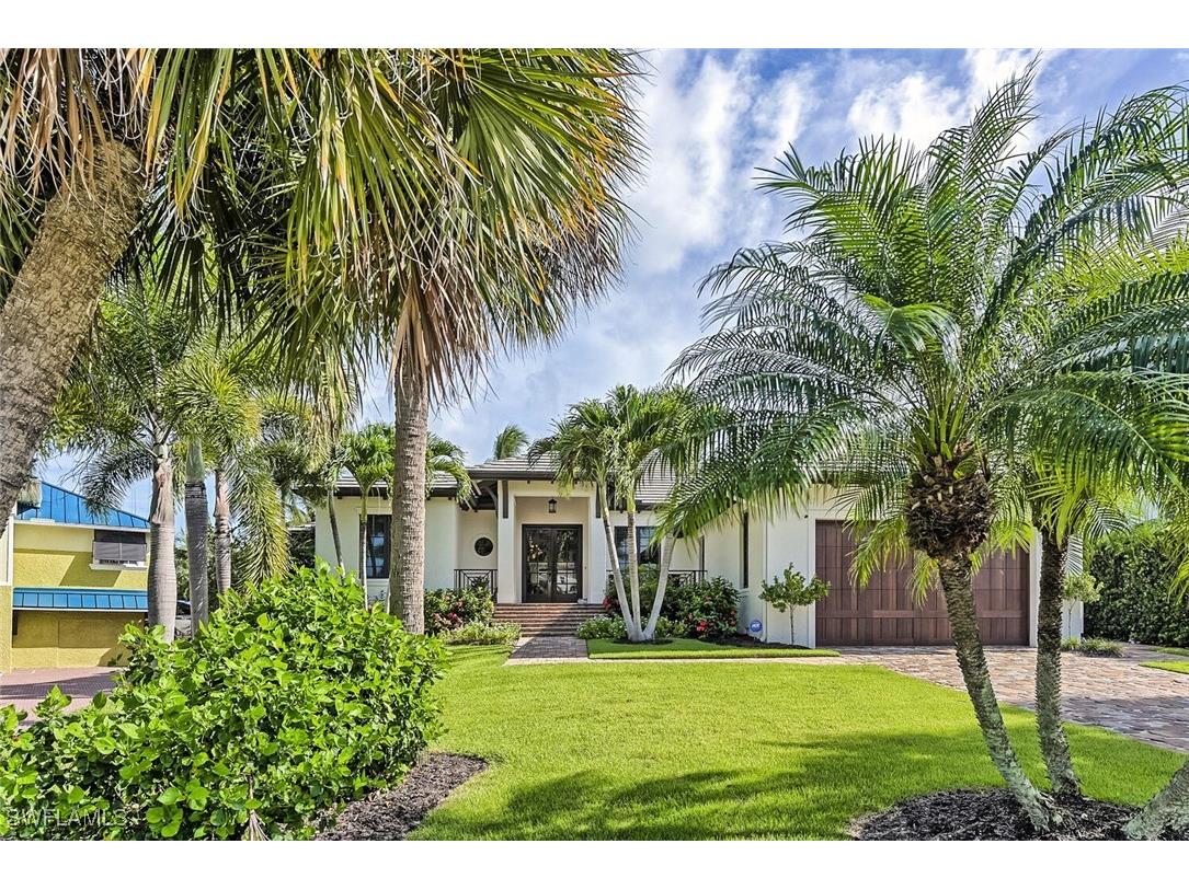 159 Conners Avenue Naples FL 34108 225063827 image6