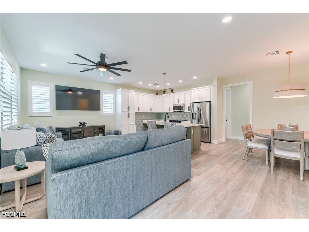 159 Delmar Avenue Fort Myers Beach FL 33931 2026019512 image10