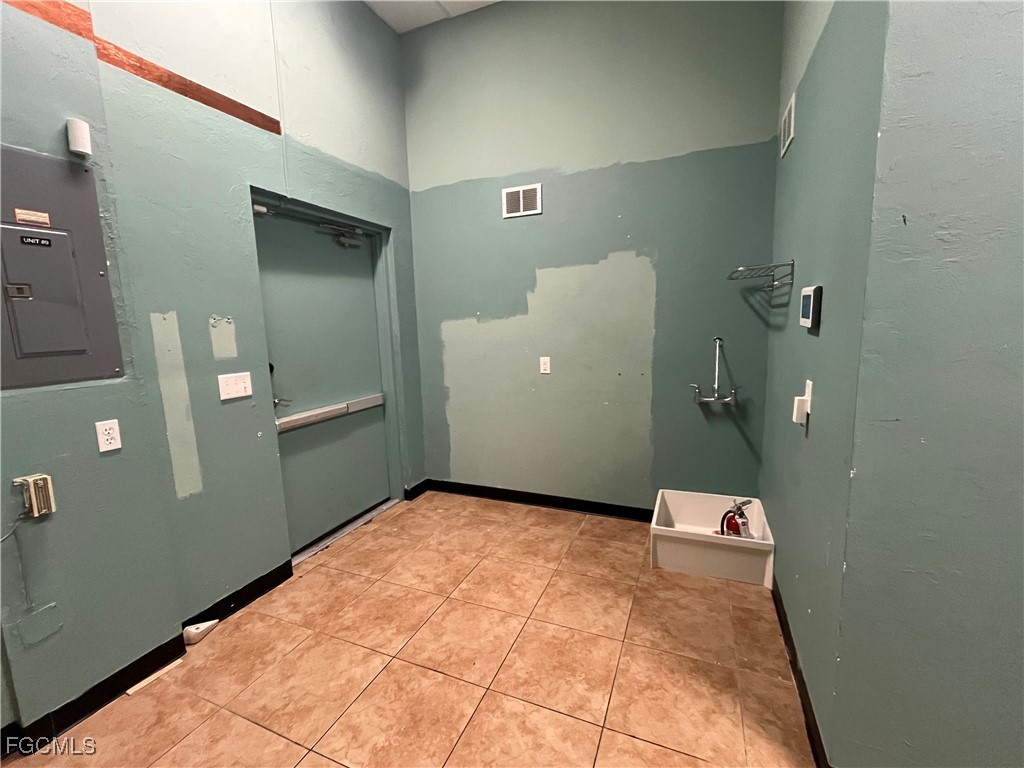 159 Hancock Bridge Parkway #8-10 Cape Coral FL 33990 2026000521 image18