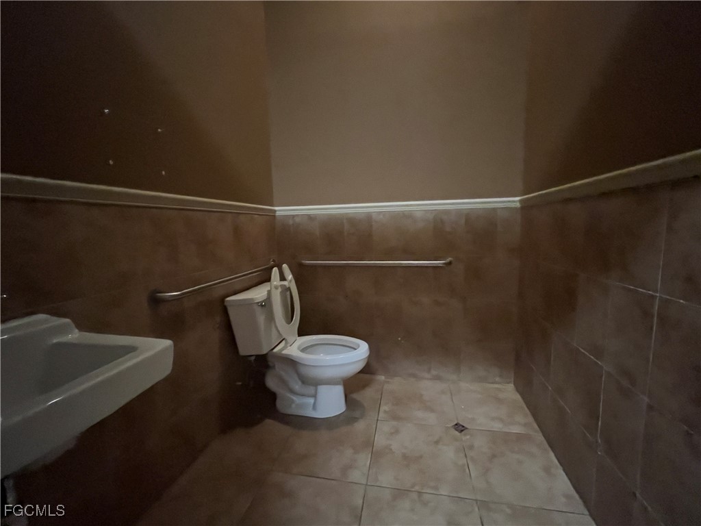 159 Hancock Bridge Parkway #8-10 Cape Coral FL 33990 2026000521 image39