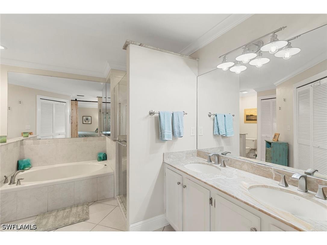 159 Plantation Circle Naples FL 34104 226015664 image19