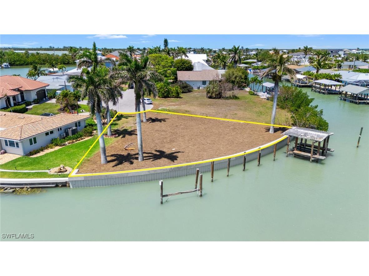 159 Tahiti Street Naples FL 34113 224101895 image10