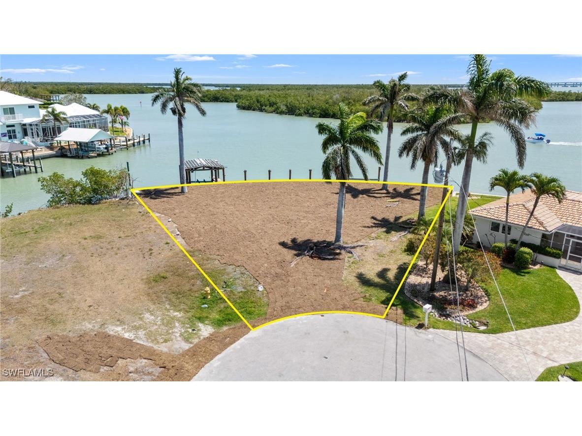 159 Tahiti Street Naples FL 34113 224101895 image3