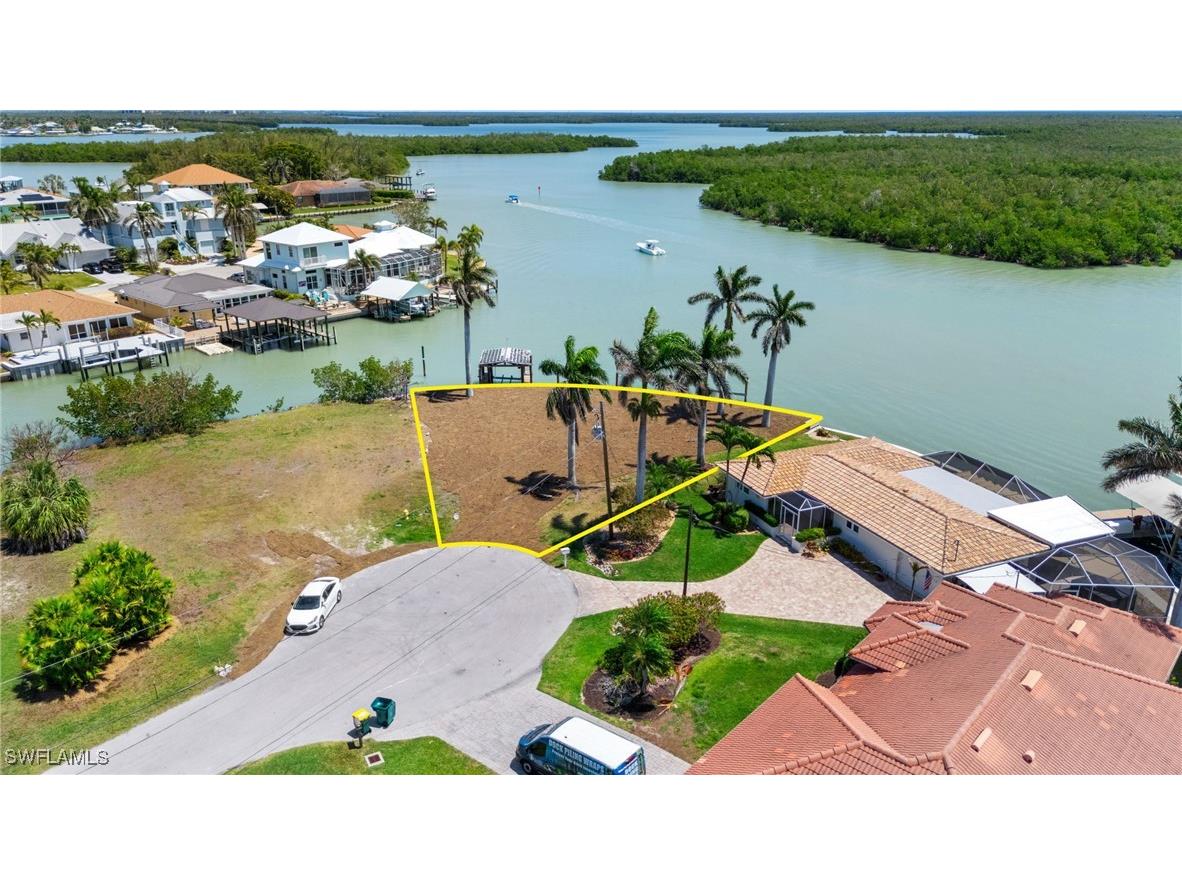 159 Tahiti Street Naples FL 34113 224101895 image5