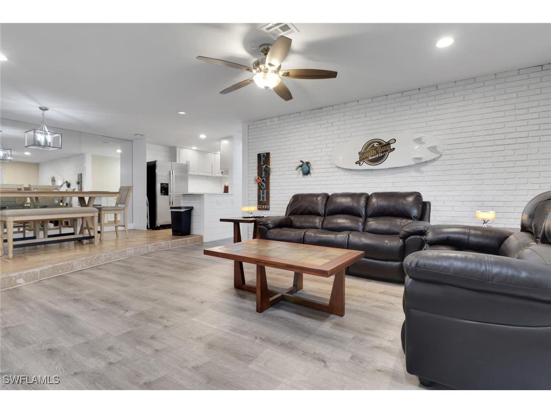 159 Teryl Road #E3 Naples FL 34112 225075047 image1