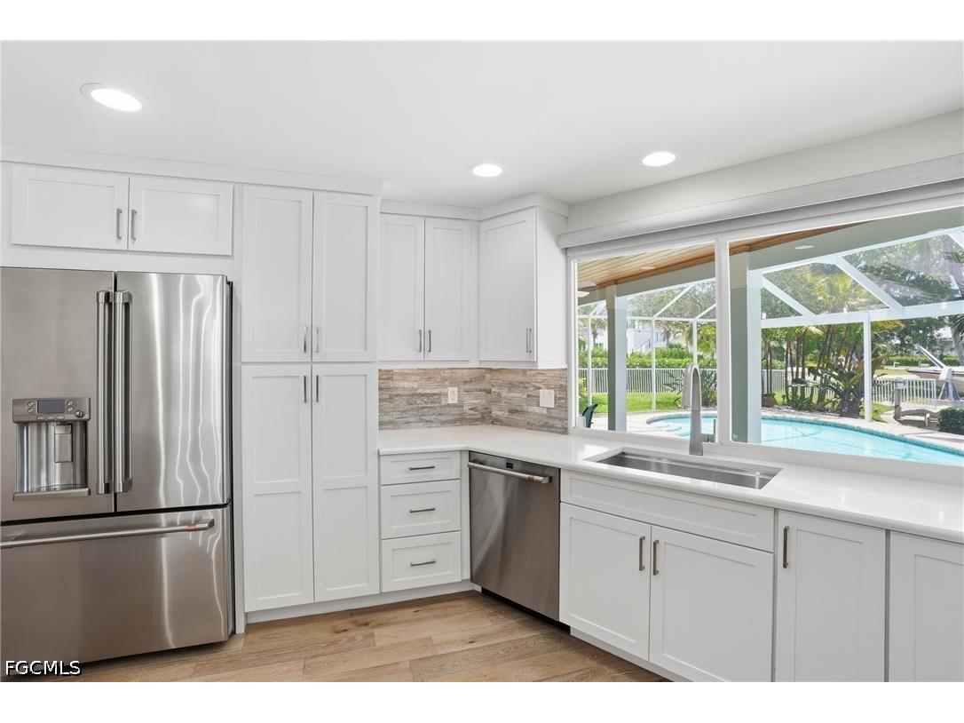 1590 Sandpiper Street Naples FL 34102 2026018875 image10