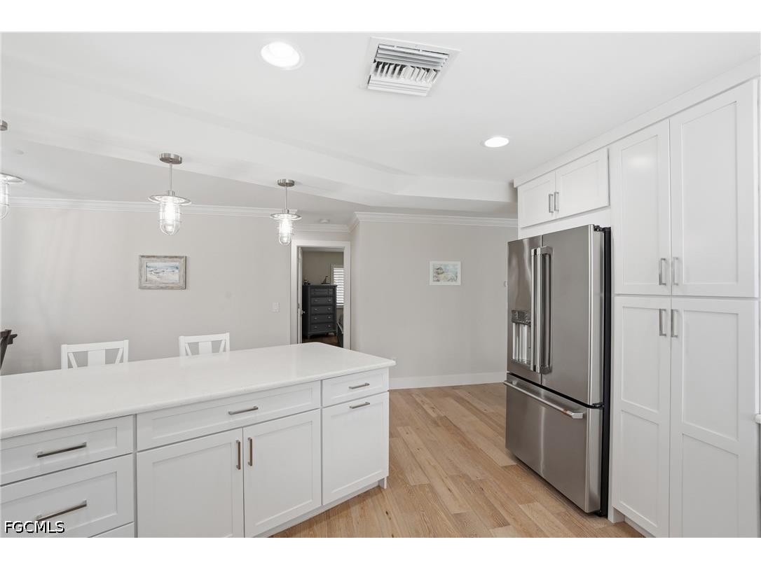 1590 Sandpiper Street Naples FL 34102 2026018875 image11