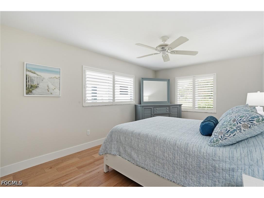 1590 Sandpiper Street Naples FL 34102 2026018875 image23