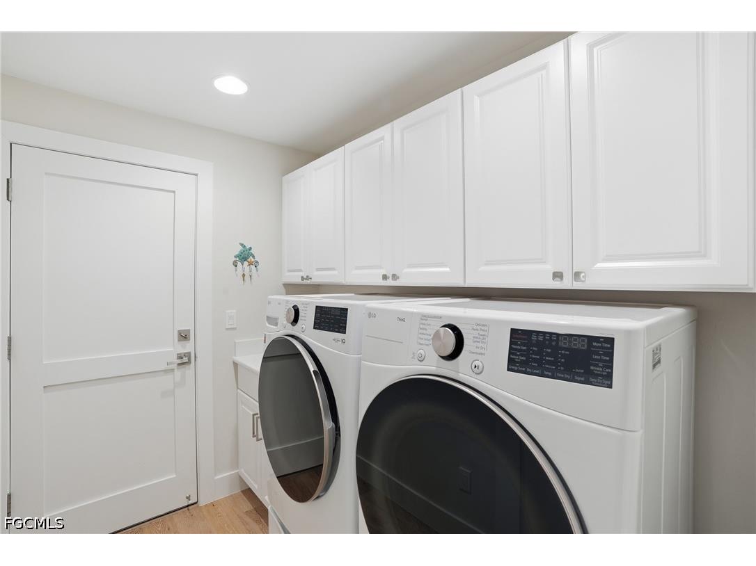 1590 Sandpiper Street Naples FL 34102 2026018875 image25
