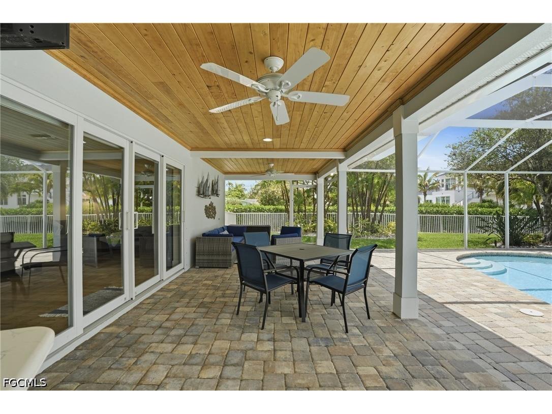 1590 Sandpiper Street Naples FL 34102 2026018875 image28