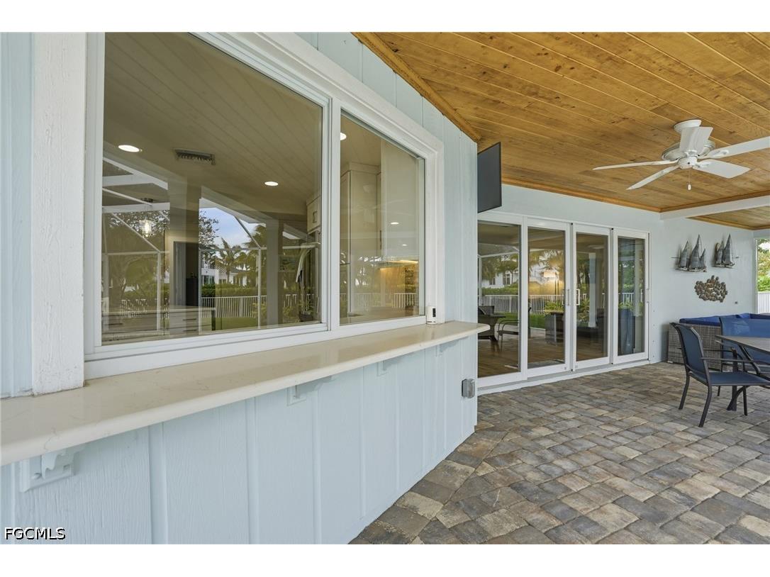 1590 Sandpiper Street Naples FL 34102 2026018875 image29