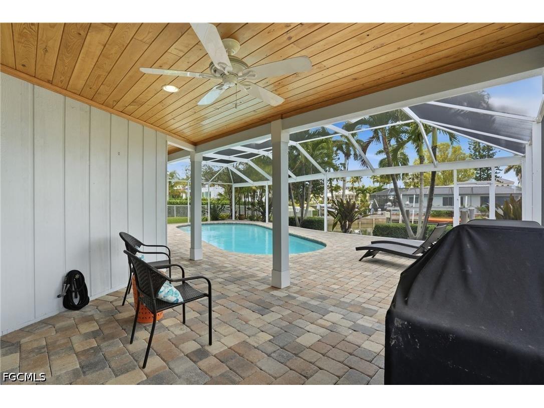1590 Sandpiper Street Naples FL 34102 2026018875 image30