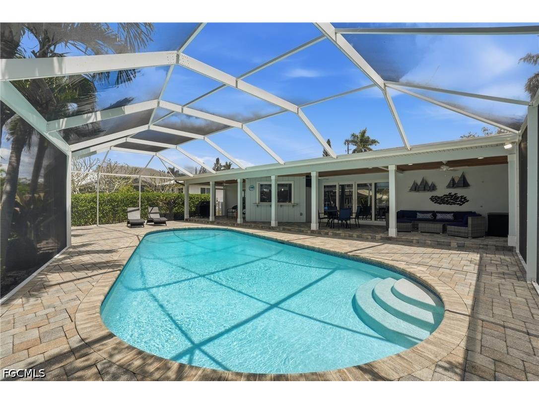 1590 Sandpiper Street Naples FL 34102 2026018875 image33