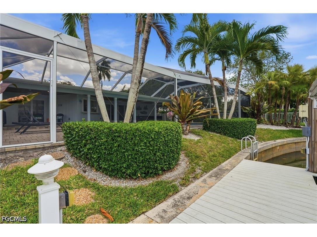1590 Sandpiper Street Naples FL 34102 2026018875 image35
