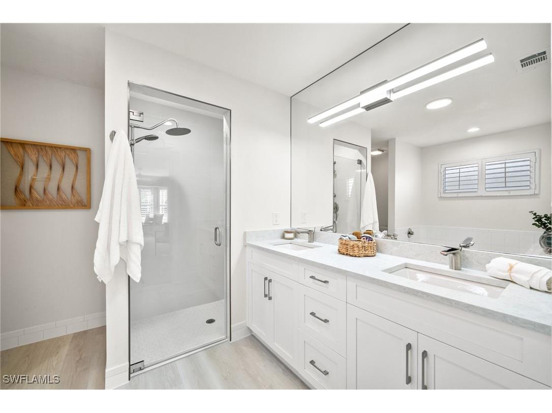 1590 Weybridge Circle #52 Naples FL 34110 225076898 image18