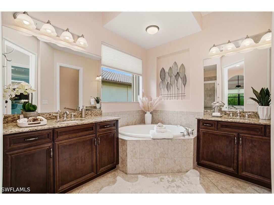15910 Secoya Reserve Circle Naples FL 34110 226018725 image32