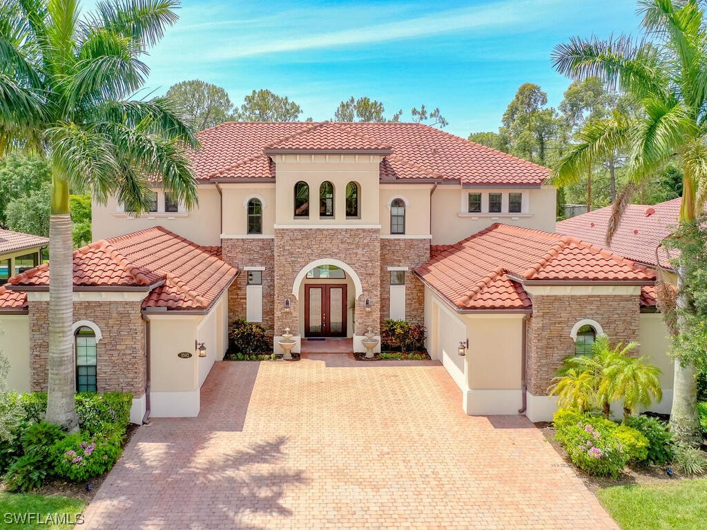 1592 Mockingbird Drive Naples FL 34120 223032088 image1