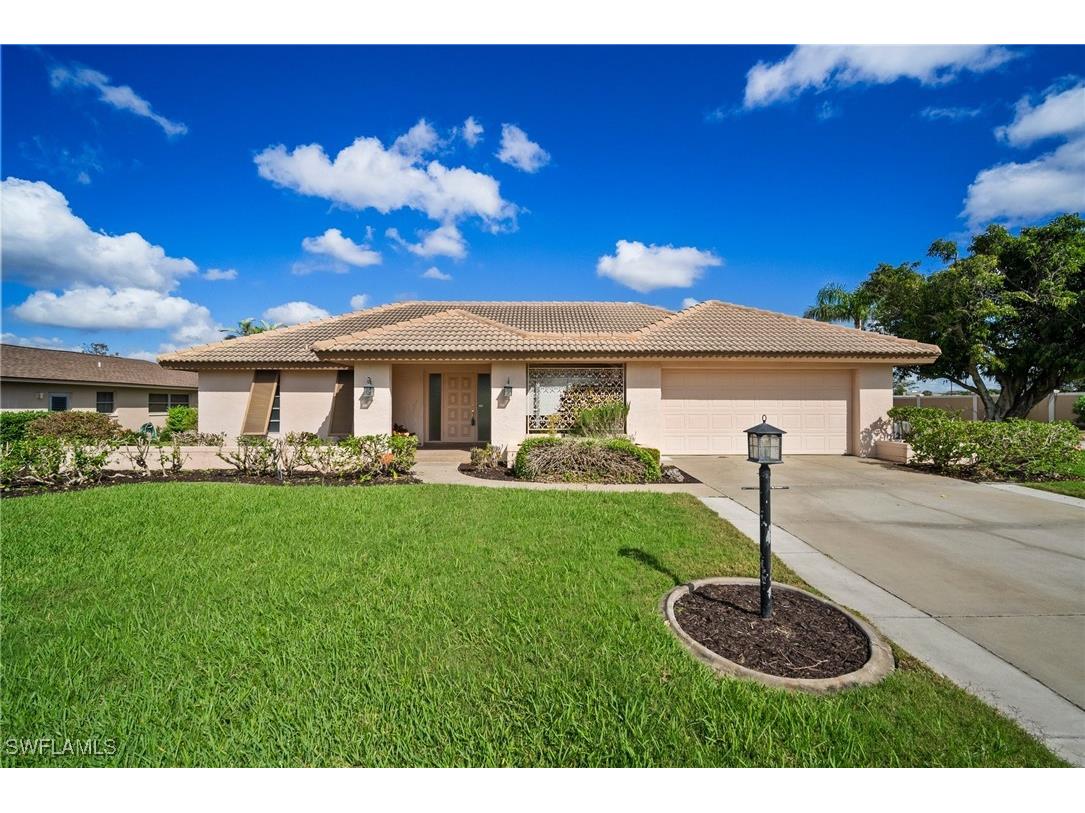 1593 Tredegar Drive Fort Myers FL 33919 225018401 image1