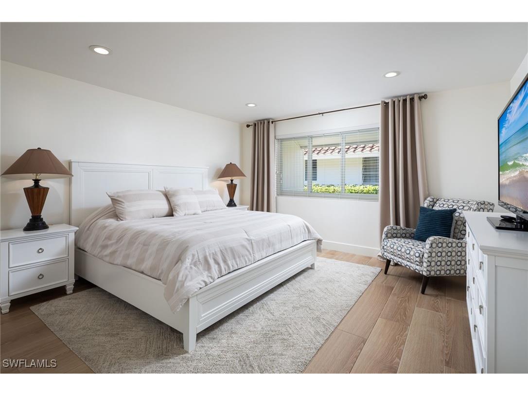 1595 Curlew Avenue #4 Naples FL 34102 226004747 image9