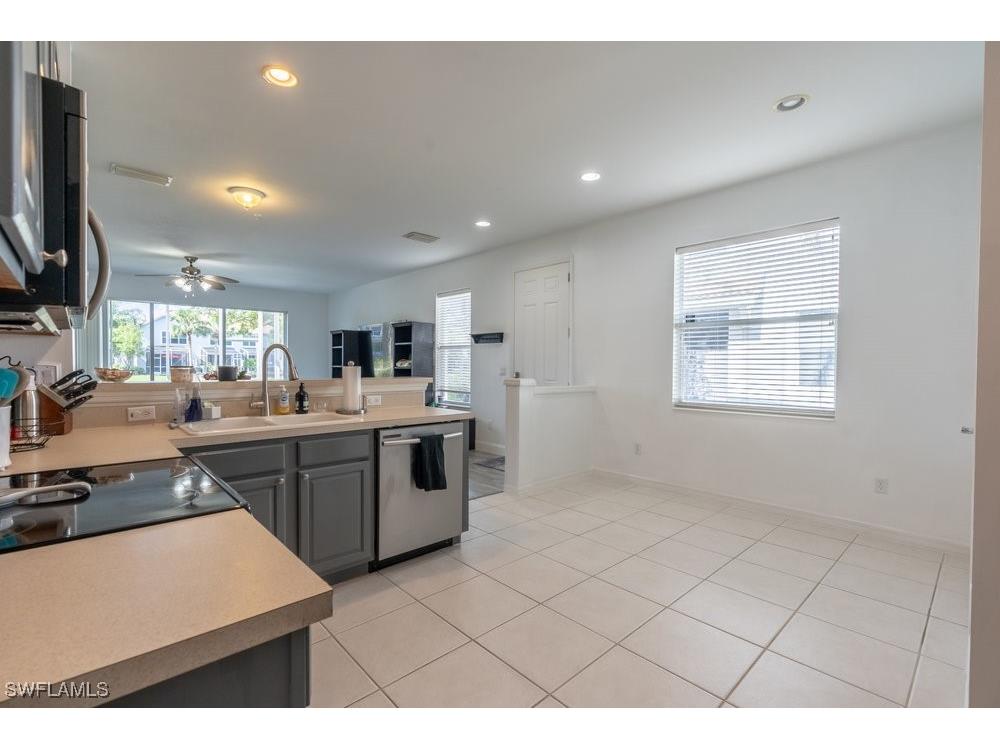 15958 Marcello Circle #249 Naples FL 34110 226003118 image15