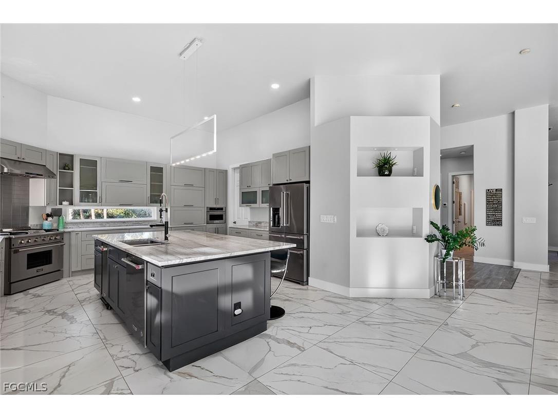 15960 Old Wedgewood Court Fort Myers FL 33908 2026007541 image14