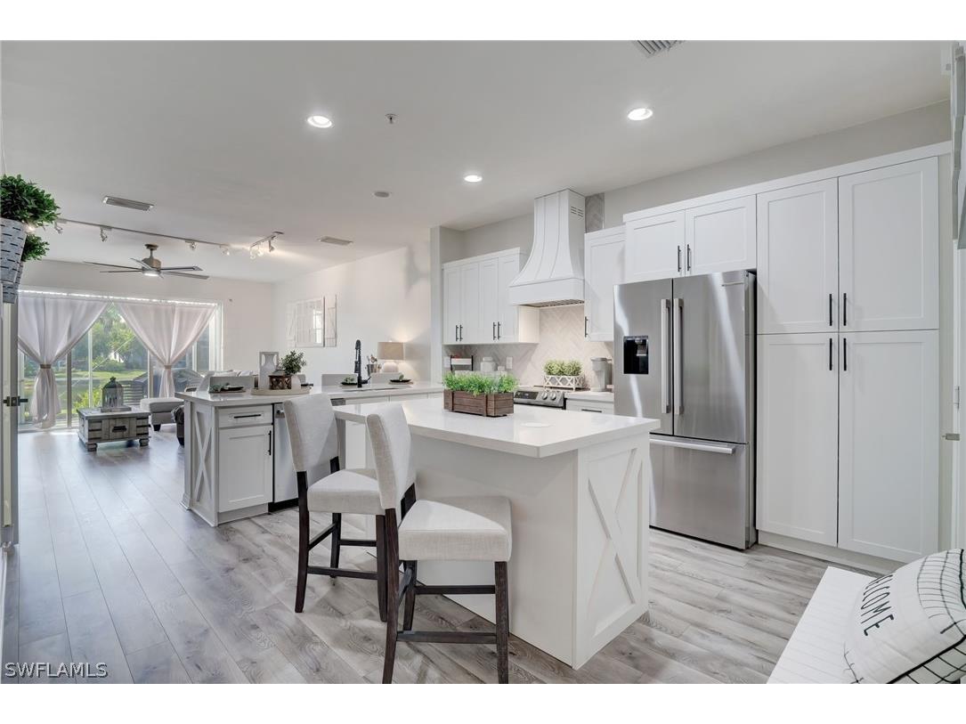 15962 Marcello Circle Naples FL 34110 224029798 image1