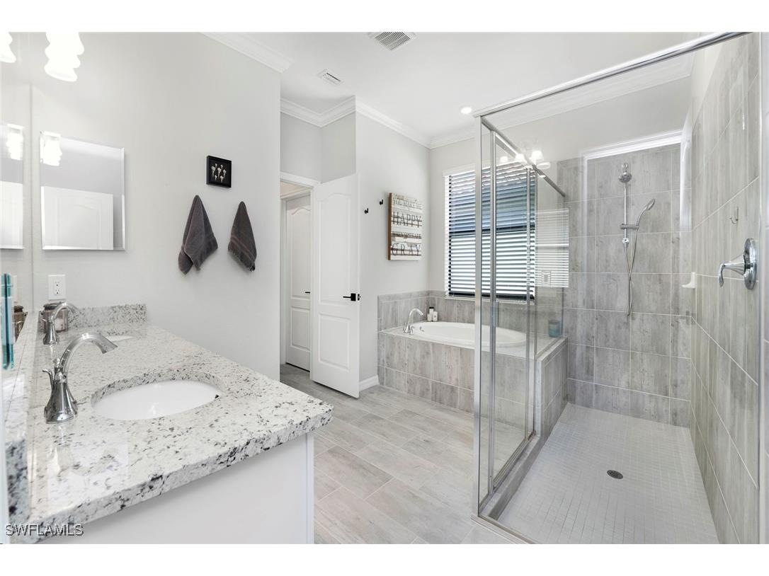 1597 Vizcaya Lane Naples FL 34113 225078276 image18