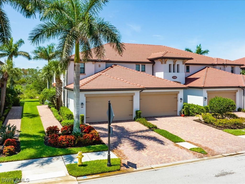 1598 Oceania Drive S #3-101 Naples FL 34113 223043075 image1