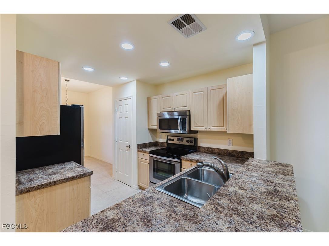 15989 Mandolin Bay Drive #204 Fort Myers FL 33908 2026006015 image12