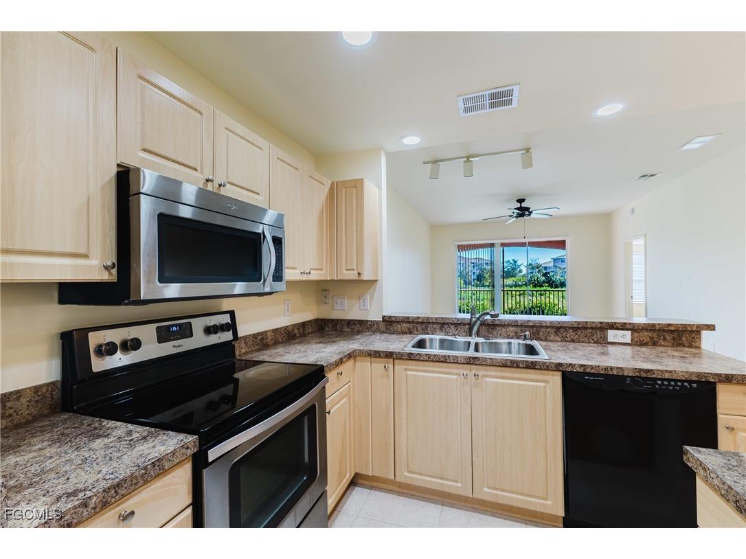 15989 Mandolin Bay Drive #204 Fort Myers FL 33908 2026006015 image4