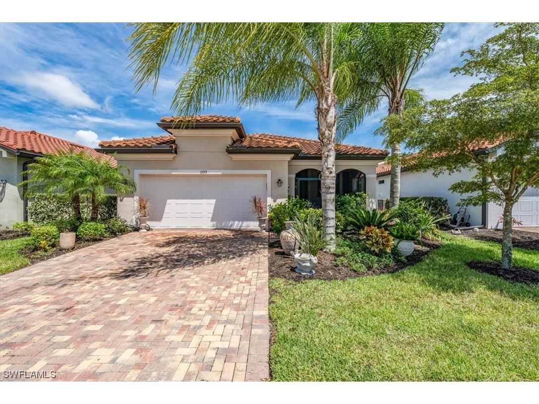 1599 Marton Court Naples FL 34113 223042595 image1