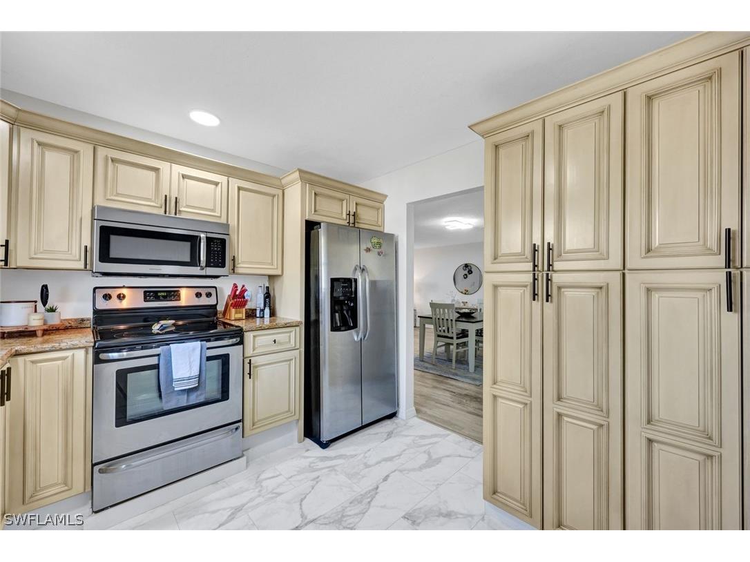 1599 Trafalgar Ln #O201 Naples FL 34116 226008632 image5