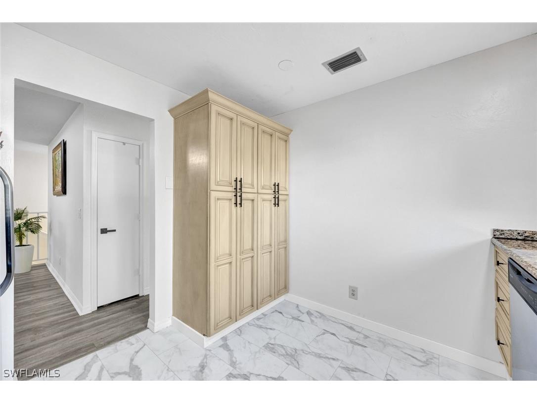 1599 Trafalgar Ln #O201 Naples FL 34116 226008632 image6