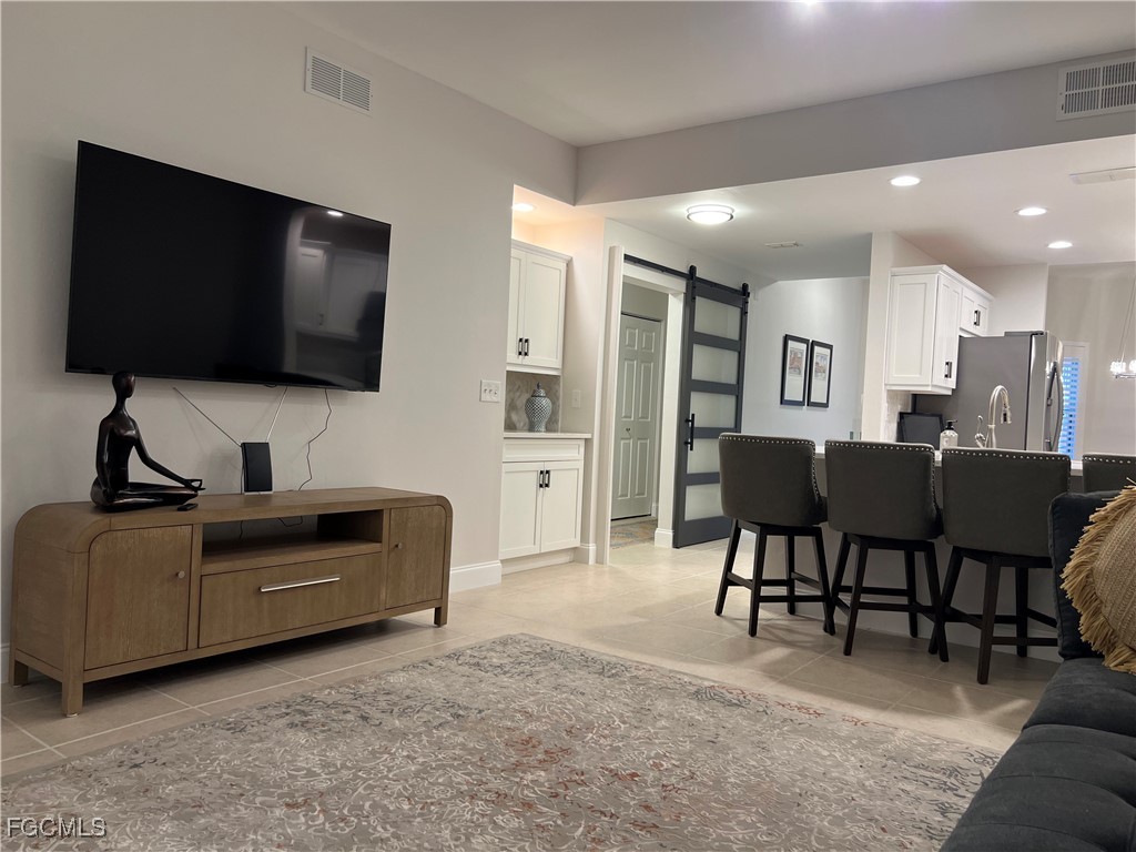 15998 Mandolin Bay Drive #104 Fort Myers FL 33908 2025017429 image4